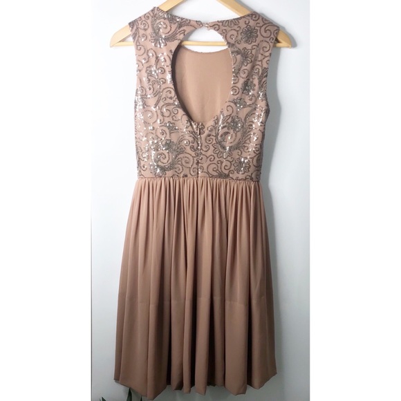 Max and Cleo sequined dressed - Picture 3 of 6